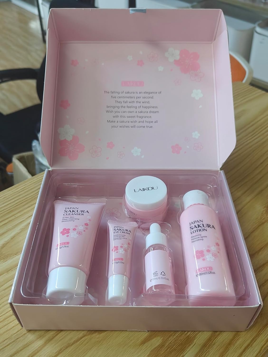 Zermet 1 Sakura Skincare Kit for Teenage Girls Women, 5Pcs Skin Care Travel Present Set with Cleanser, Toner, Serum, Eye Cream, Face Cream